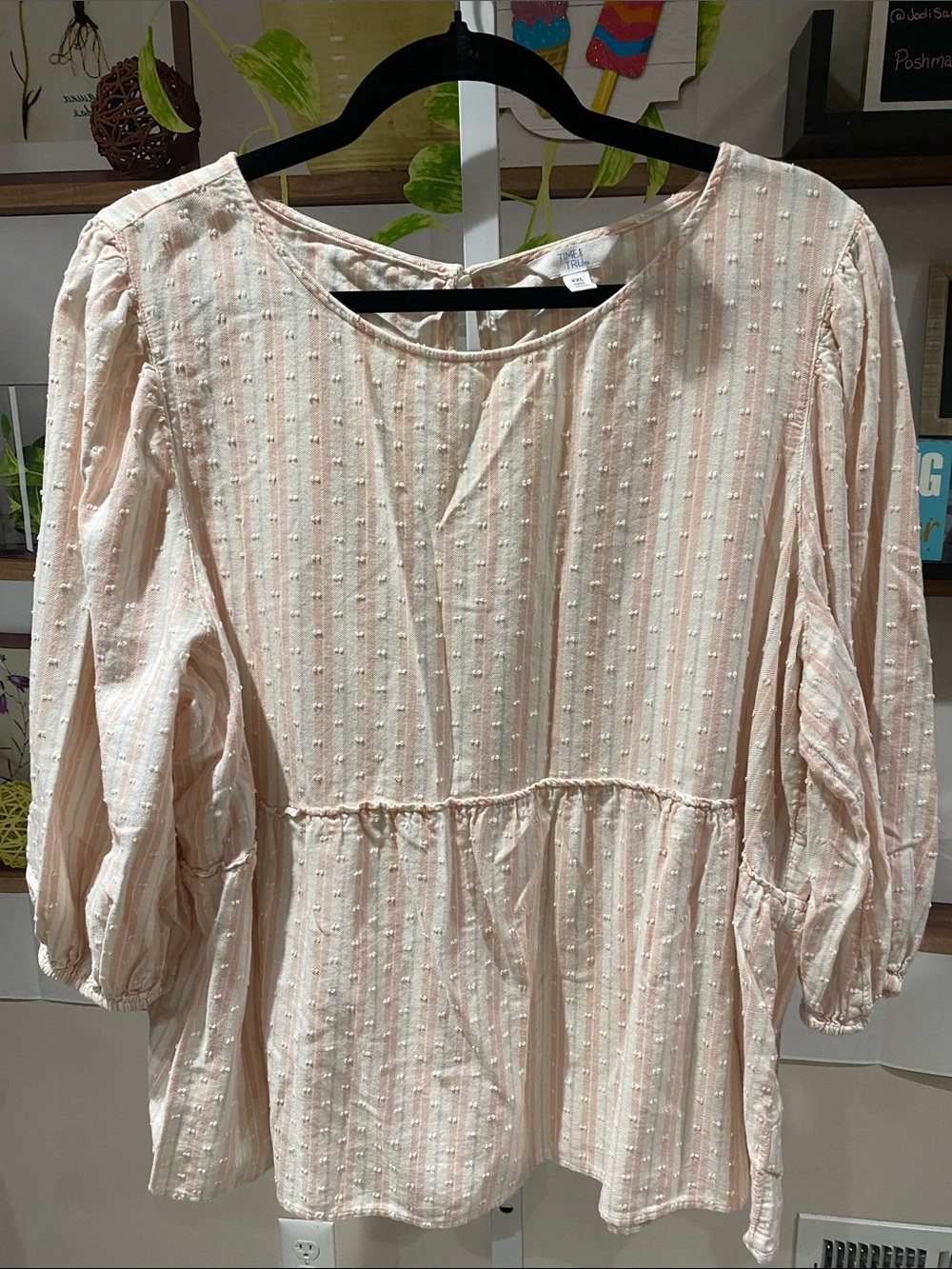 Time and Tru Blush Pink Textured Peplum Blouse XXL. Ptp is 25. Length is 27.